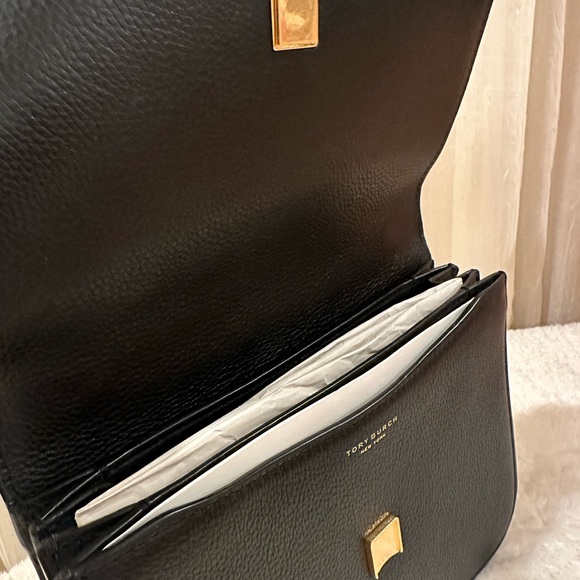 Authentic Tory Burch Britten Crossbody Shoulder Bag✨ - Picture 8 of 17